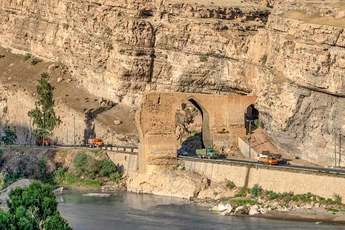 لرستان؛ استانی با پروژه‌های ناتمام