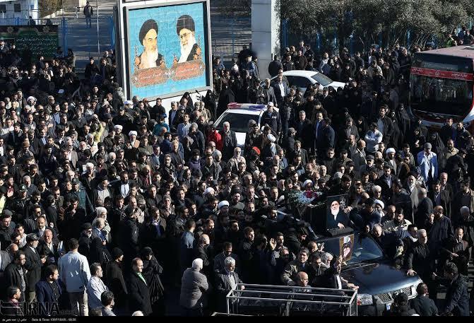 ۱۰۰ خبرنگار، عکاس و مستندساز همدانی در حال پوشش مراسم تشییع رهبر شهید هستند