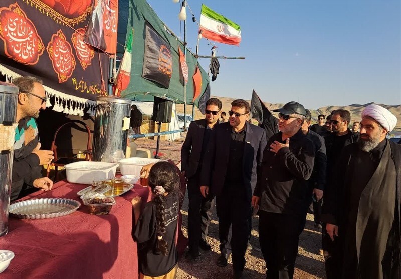 فعالیت بیش از ۳۴۰ موکب مردمی در خراسان‌جنوبی برای خدمت به زائران رهبر شهید
