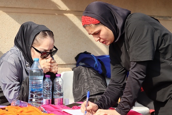 از رؤیای دیروز درون دروازه تا جادوی امروز روی نیمکت/ داستان زنی که فوتسال شیراز را به تسخیر درآورد