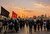داستان راهپیمایی اربعین؛ عظیم‌ترین میعادگاه جهان در چشم‌انداز تاریخ/ من ایرانم و تو عراقی، چه فراقی...