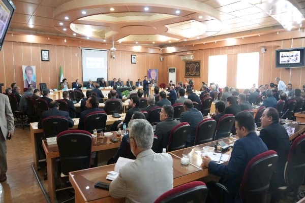 از «جذب صفر» تا «کارت زرد»؛ هشدار‌های صریح استاندار به مدیران استان